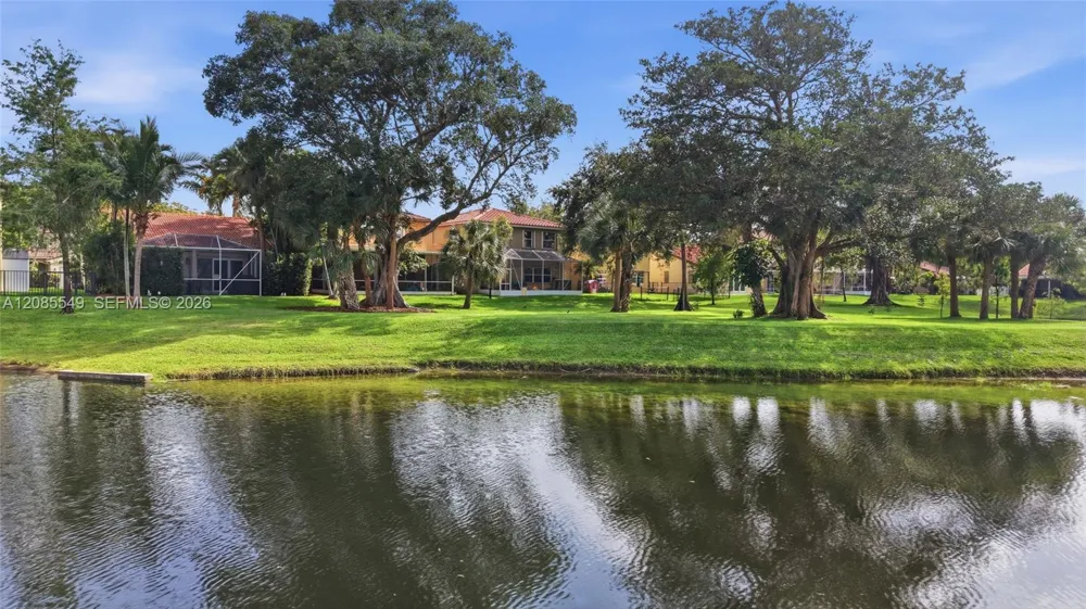 4258 NW 1st Dr Deerfield Beach, FL 33442