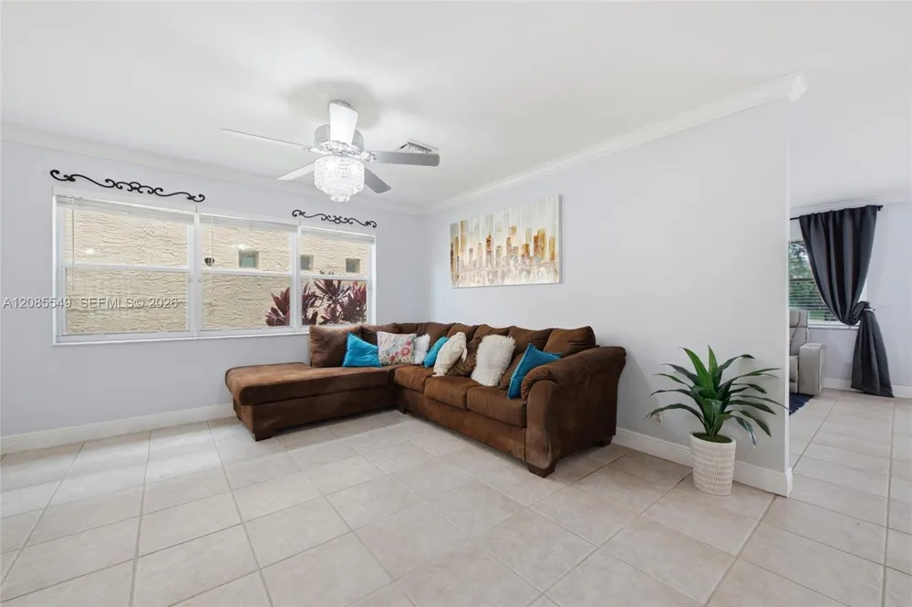 4258 NW 1st Dr Deerfield Beach, FL 33442