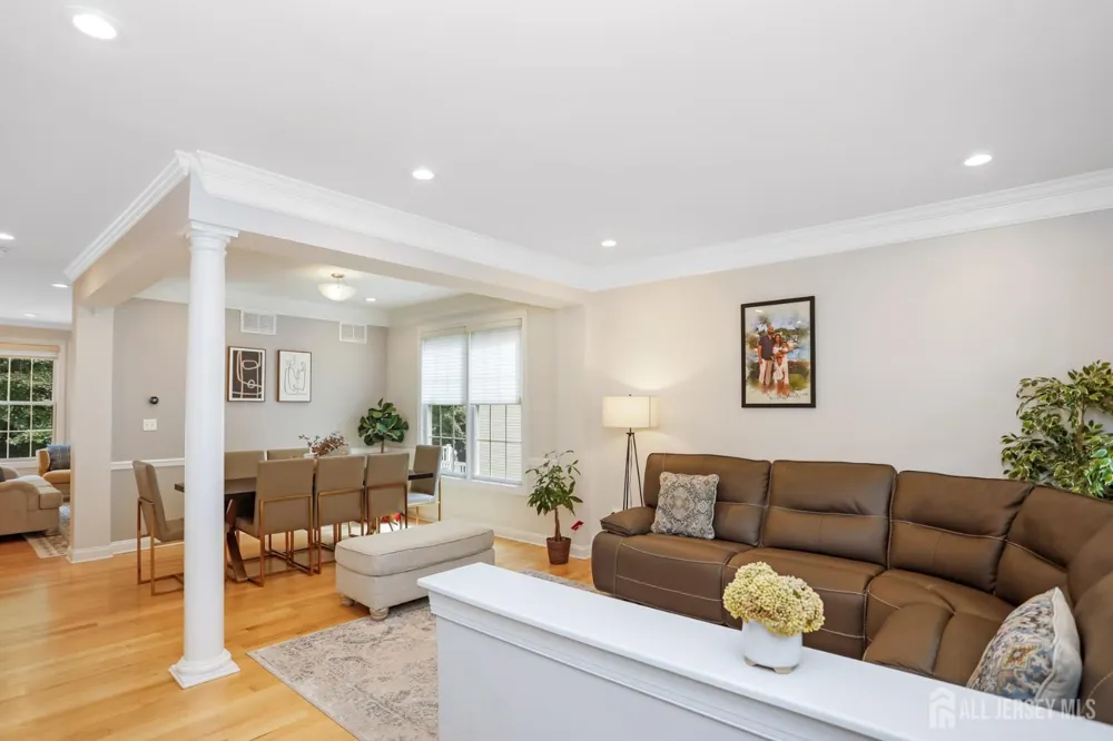 32 walden Court Old Bridge, NJ 08857