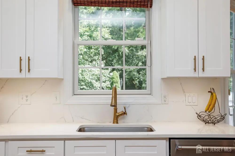 32 walden Court Old Bridge, NJ 08857