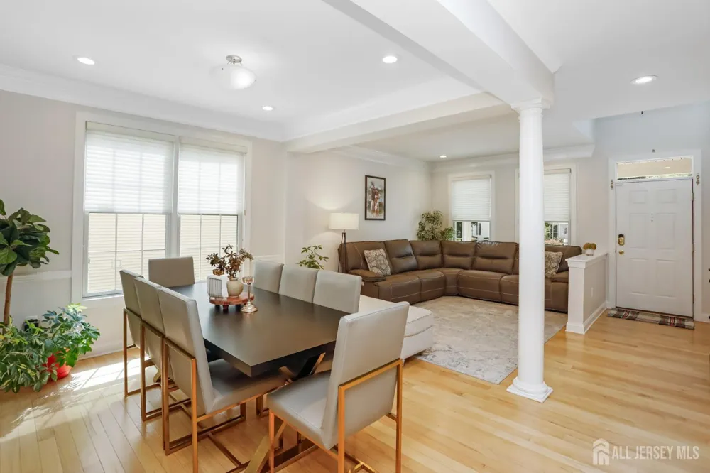 32 walden Court Old Bridge, NJ 08857
