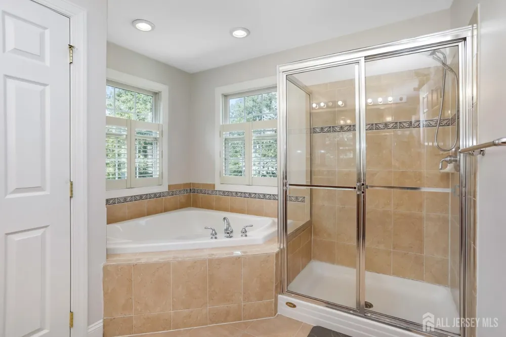 32 walden Court Old Bridge, NJ 08857
