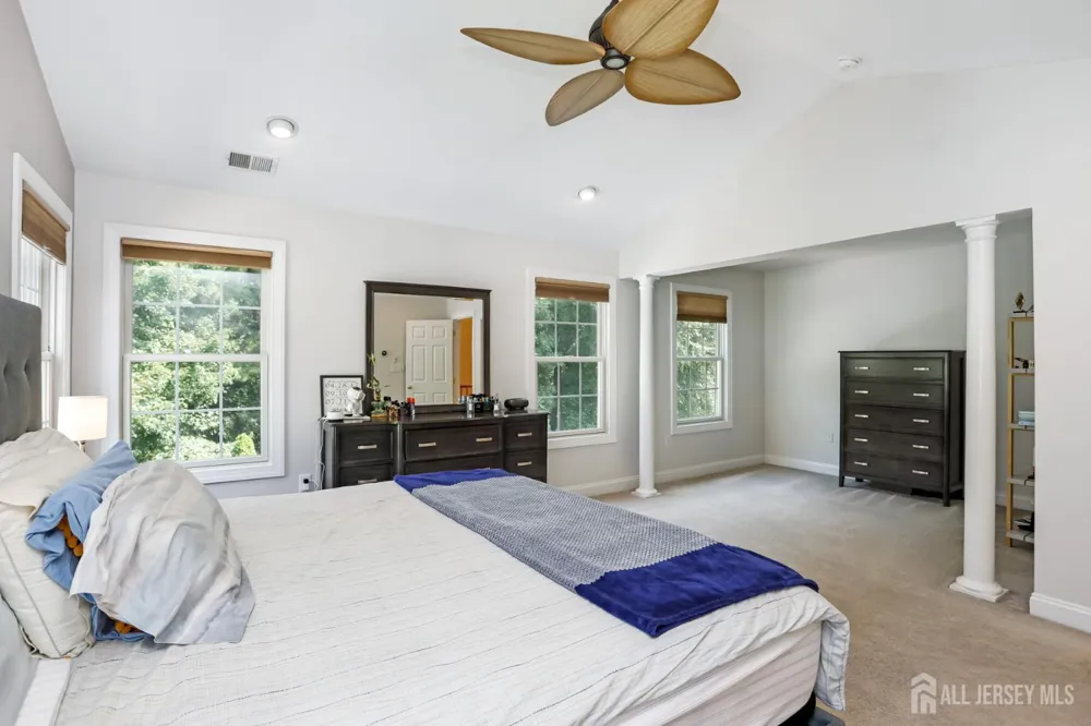 32 walden Court Old Bridge, NJ 08857