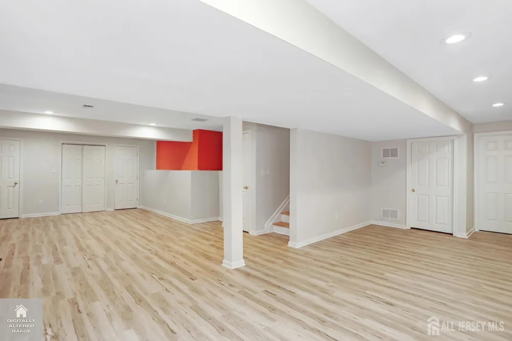 32 walden Court Old Bridge, NJ 08857
