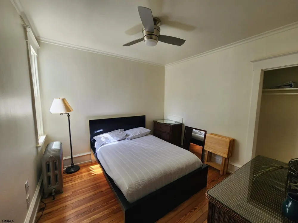 943 Asbury Ave Ocean City, NJ 08226