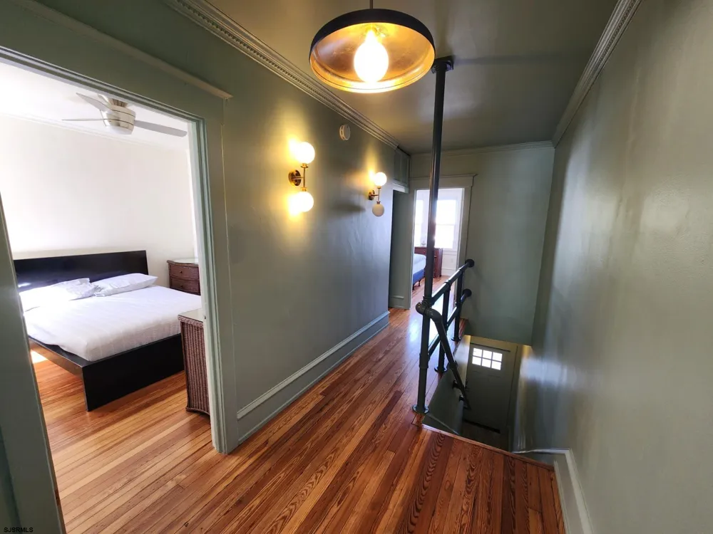 943 Asbury Ave Ocean City, NJ 08226