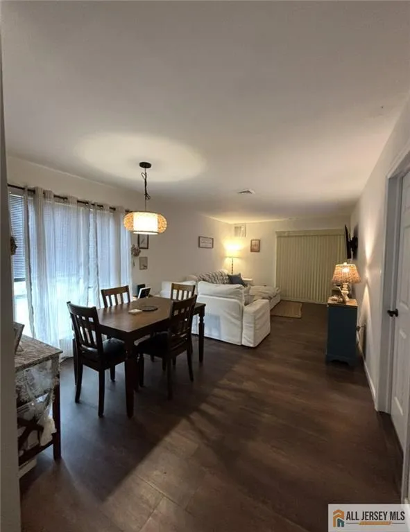 194 Yorkshire Court Old Bridge, NJ 08857