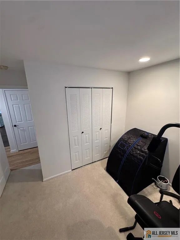 194 Yorkshire Court Old Bridge, NJ 08857