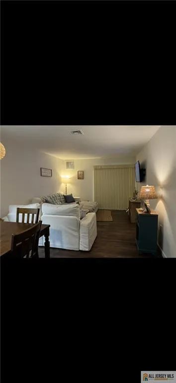 194 Yorkshire Court Old Bridge, NJ 08857