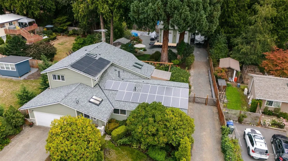19810 NE 98th Avenue Bothell, WA 98011