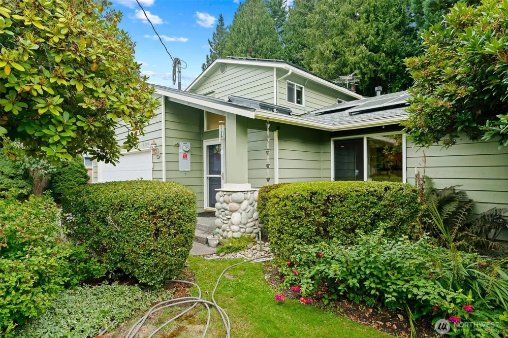 19810 NE 98th Avenue Bothell, WA 98011