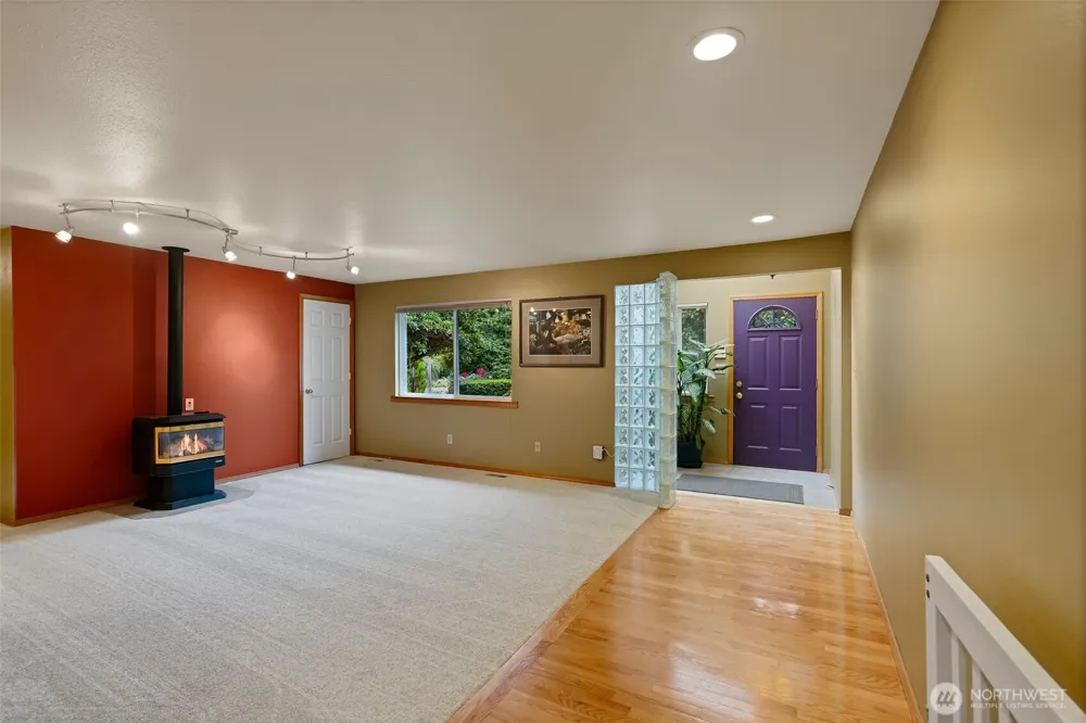 19810 NE 98th Avenue Bothell, WA 98011