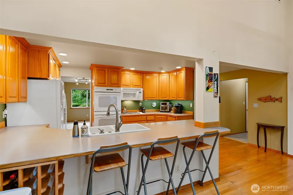 19810 NE 98th Avenue Bothell, WA 98011