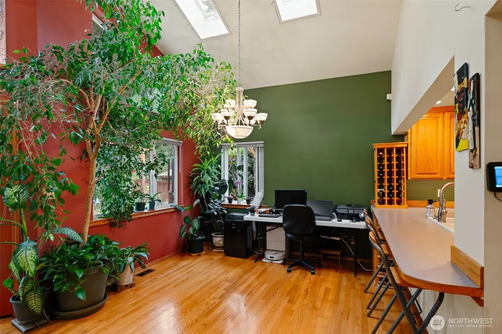 19810 NE 98th Avenue Bothell, WA 98011
