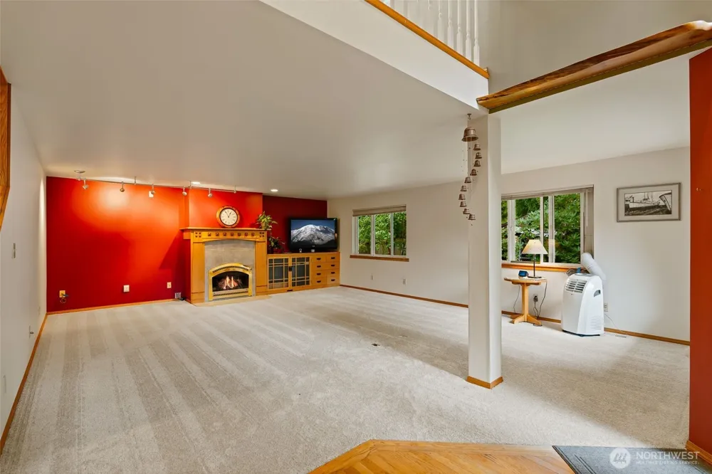 19810 NE 98th Avenue Bothell, WA 98011