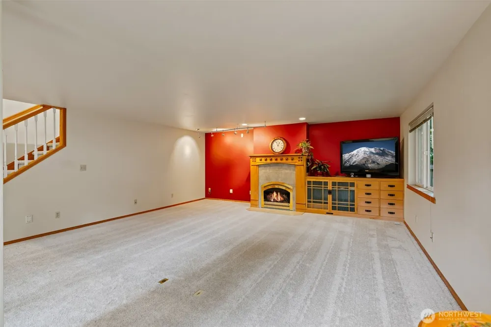 19810 NE 98th Avenue Bothell, WA 98011