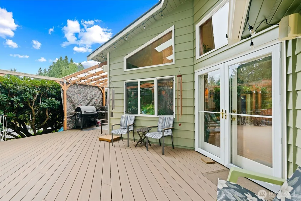 19810 NE 98th Avenue Bothell, WA 98011