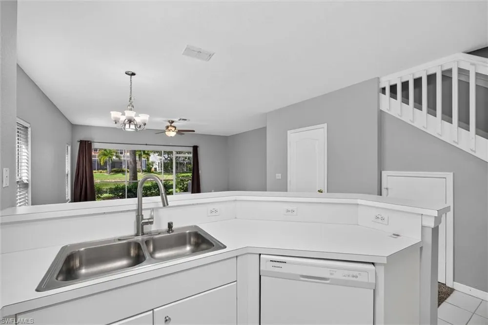 1338 Weeping Willow Court Cape Coral, FL 33909