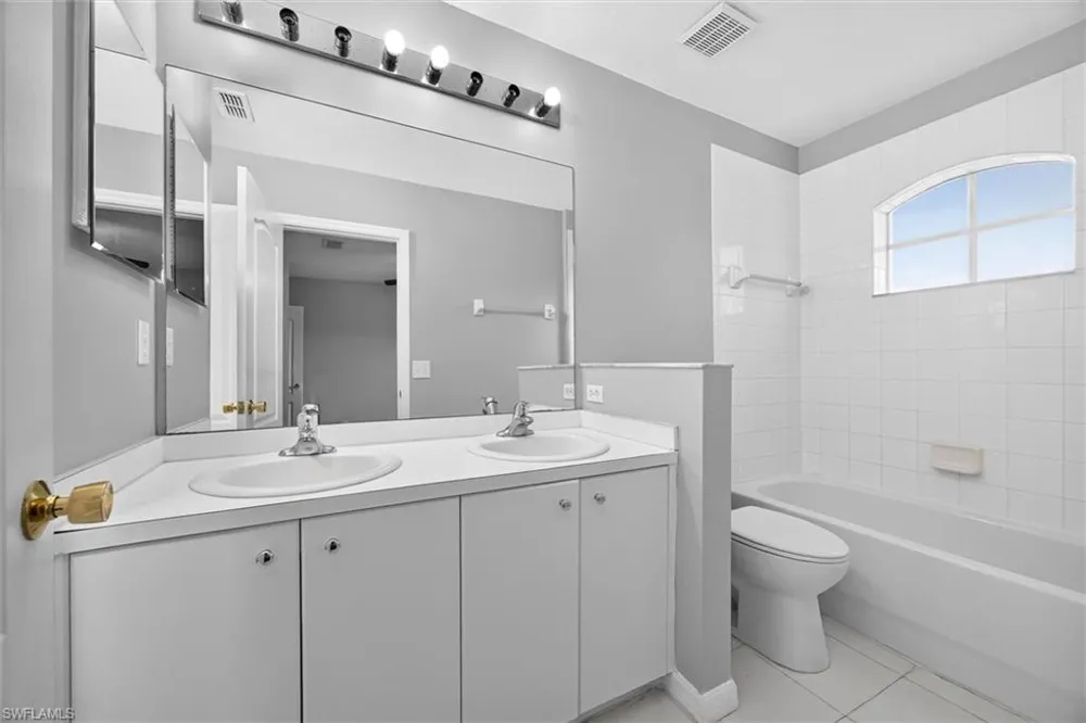 1338 Weeping Willow Court Cape Coral, FL 33909