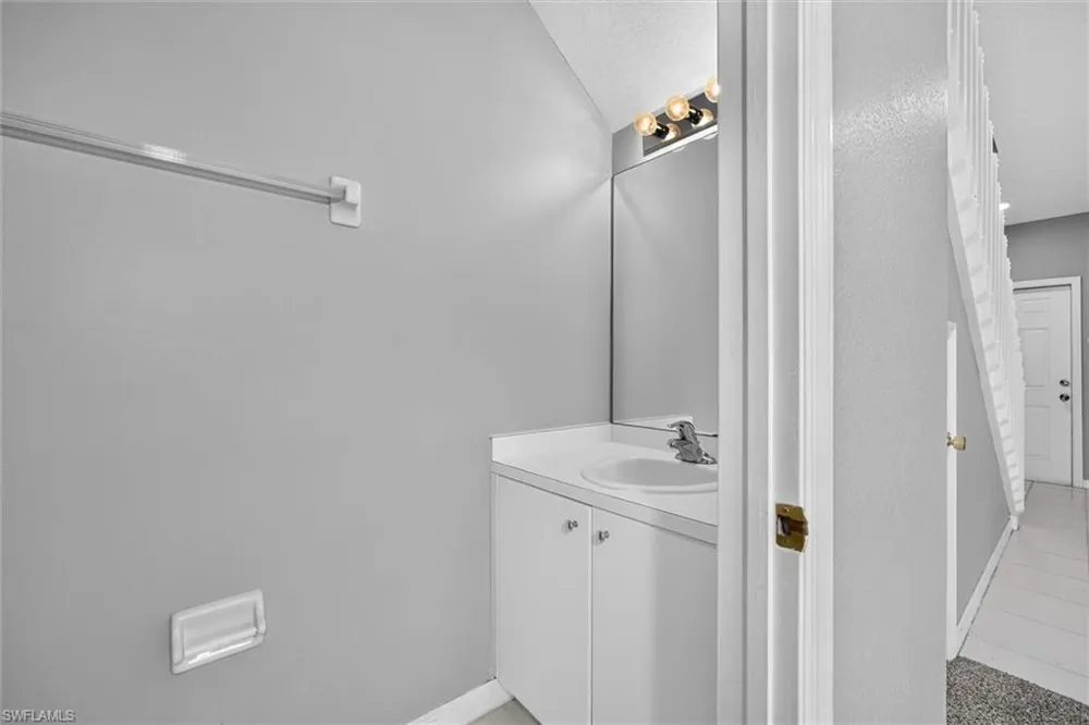 1338 Weeping Willow Court Cape Coral, FL 33909