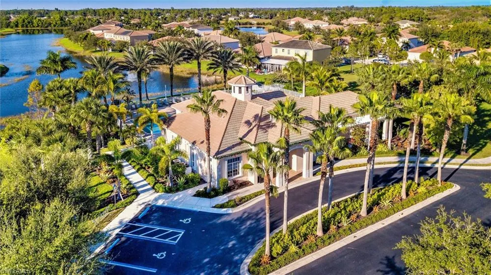 1338 Weeping Willow Court Cape Coral, FL 33909
