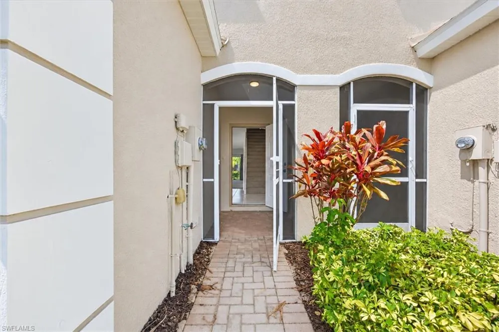 1338 Weeping Willow Court Cape Coral, FL 33909