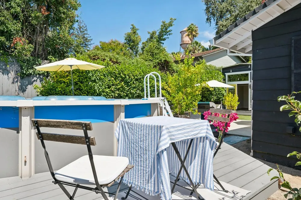 18344 Happy Lane Sonoma, CA 95476