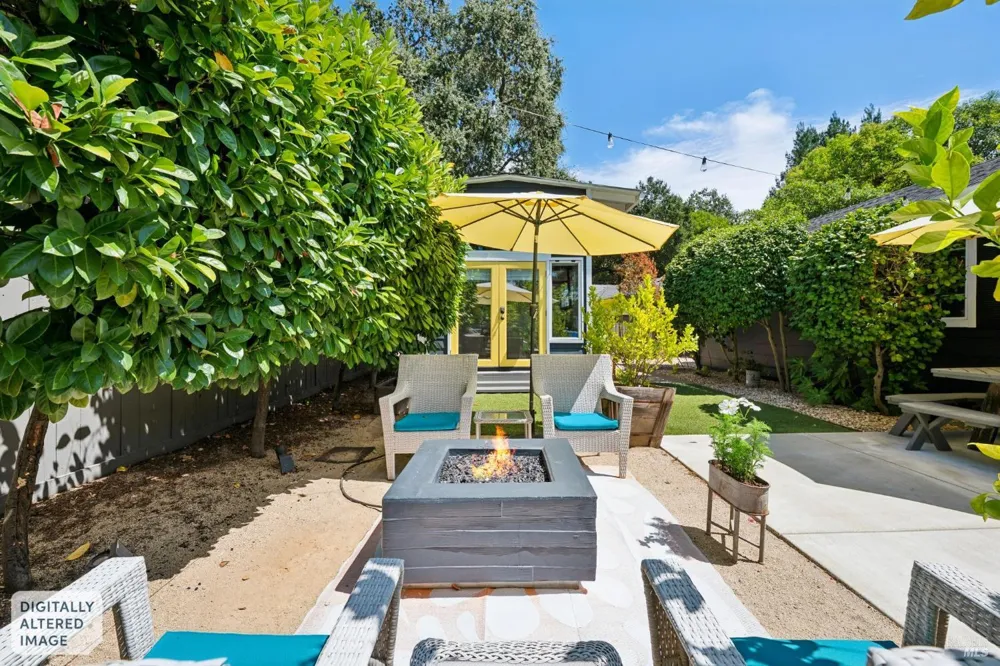 18344 Happy Lane Sonoma, CA 95476