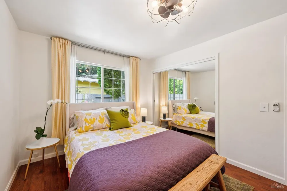 18344 Happy Lane Sonoma, CA 95476