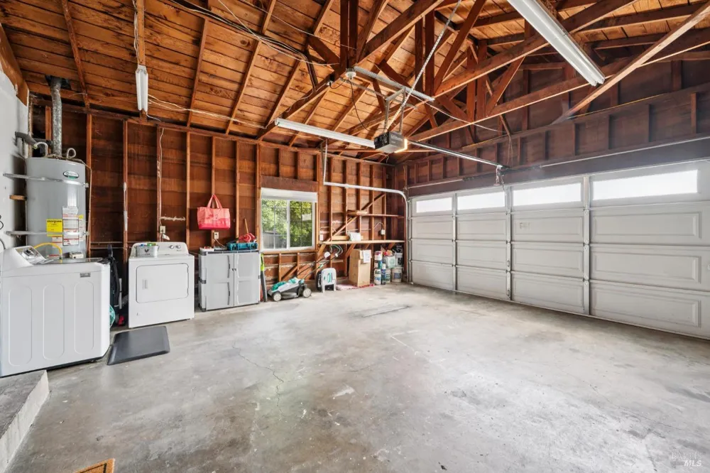 18344 Happy Lane Sonoma, CA 95476