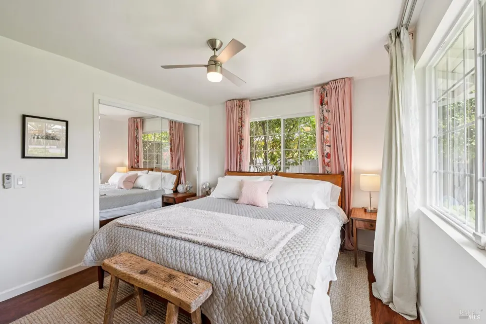 18344 Happy Lane Sonoma, CA 95476