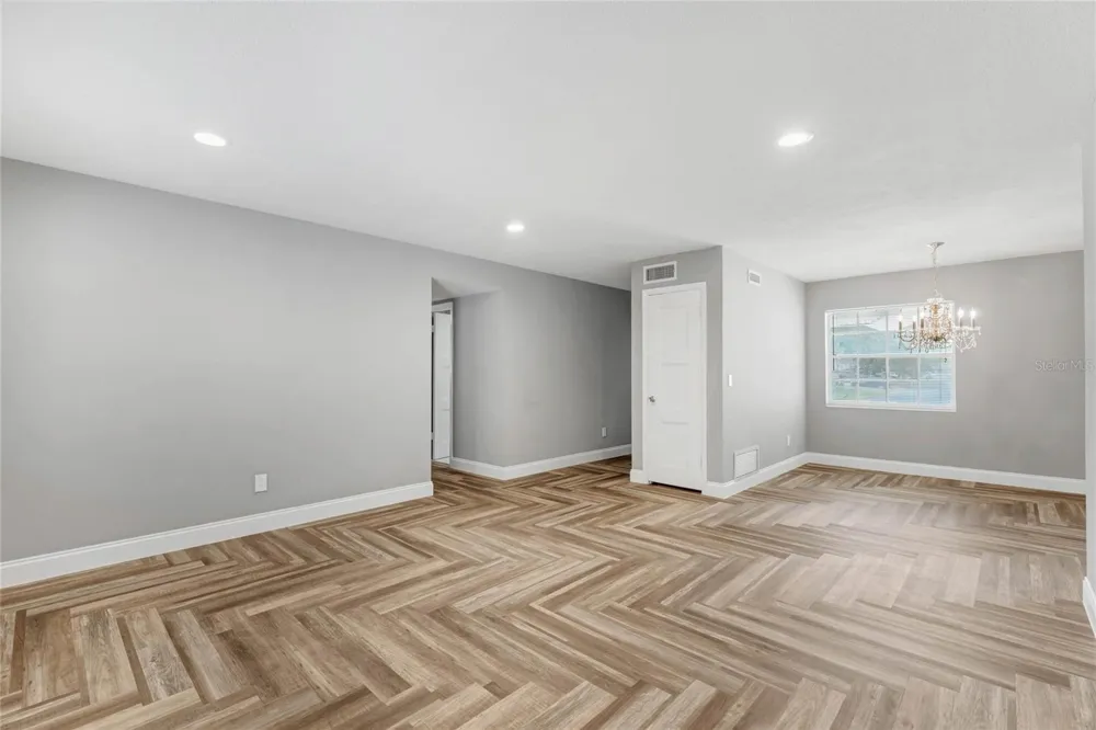 3486 BOUGAINVILLEA DRIVE #B Winter Park, FL 32792