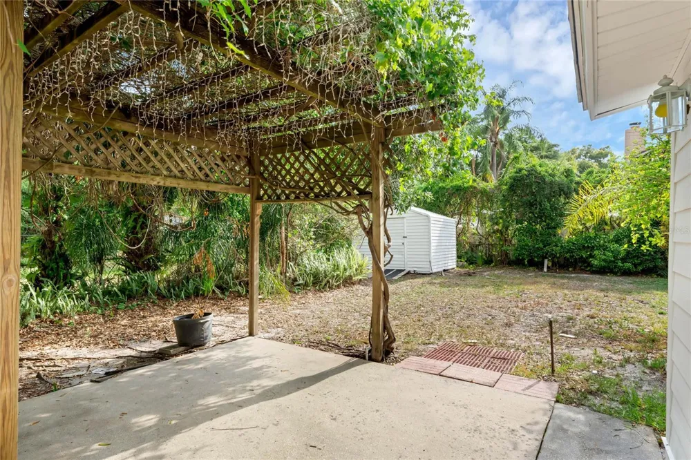 3486 BOUGAINVILLEA DRIVE #B Winter Park, FL 32792
