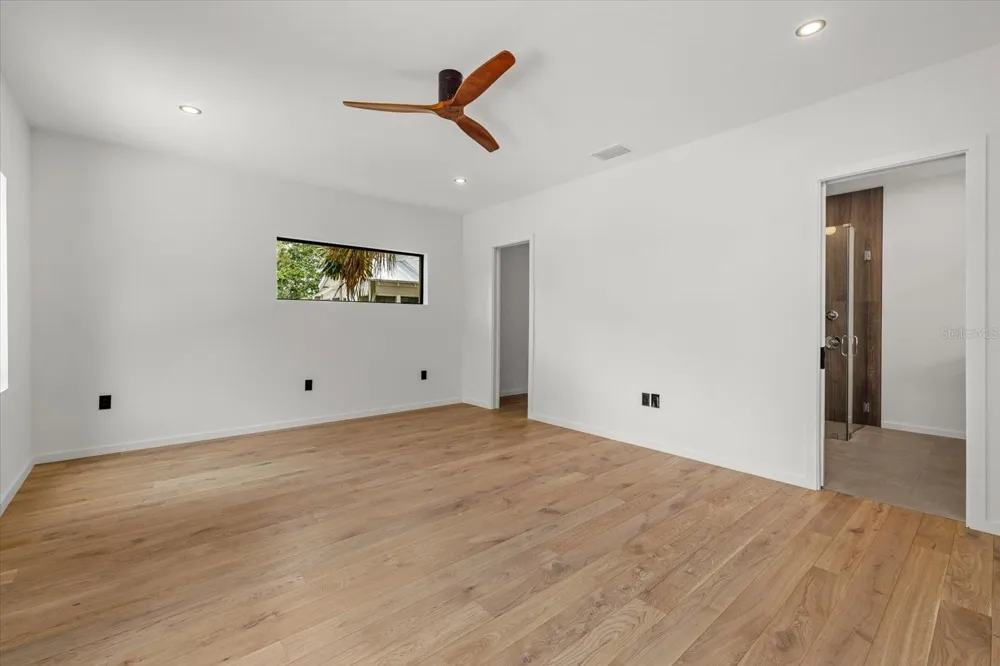 1675 5TH STREET Sarasota, FL 34236