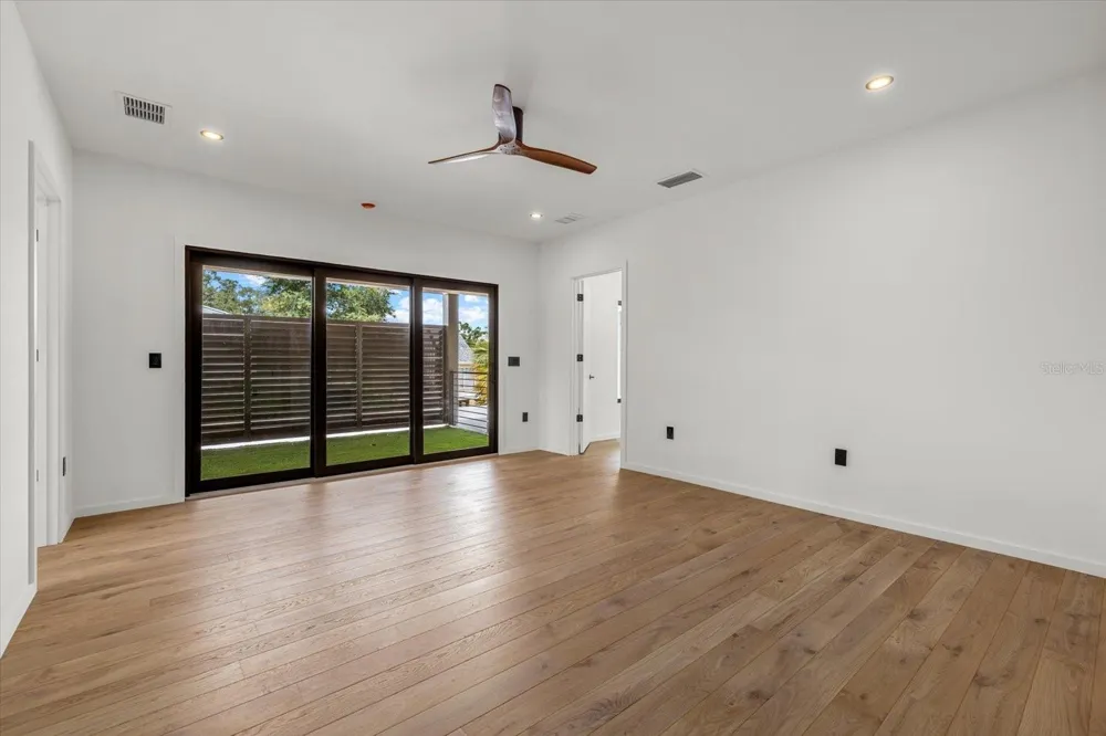 1675 5TH STREET Sarasota, FL 34236