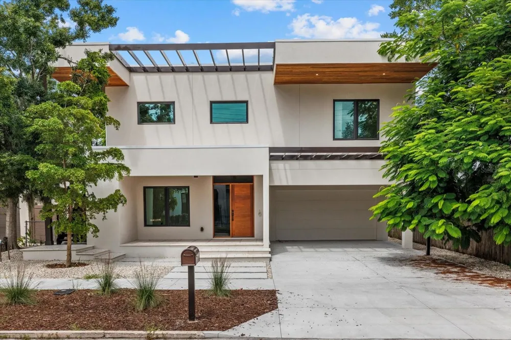 1675 5TH STREET Sarasota, FL 34236