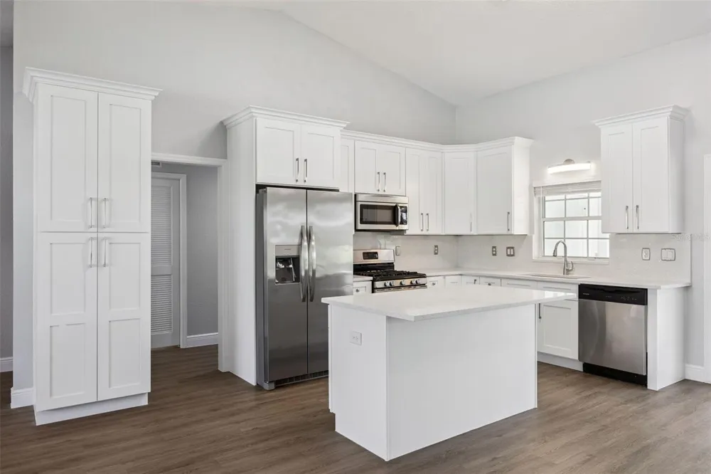 5606 LAVER STREET Leesburg, FL 34748