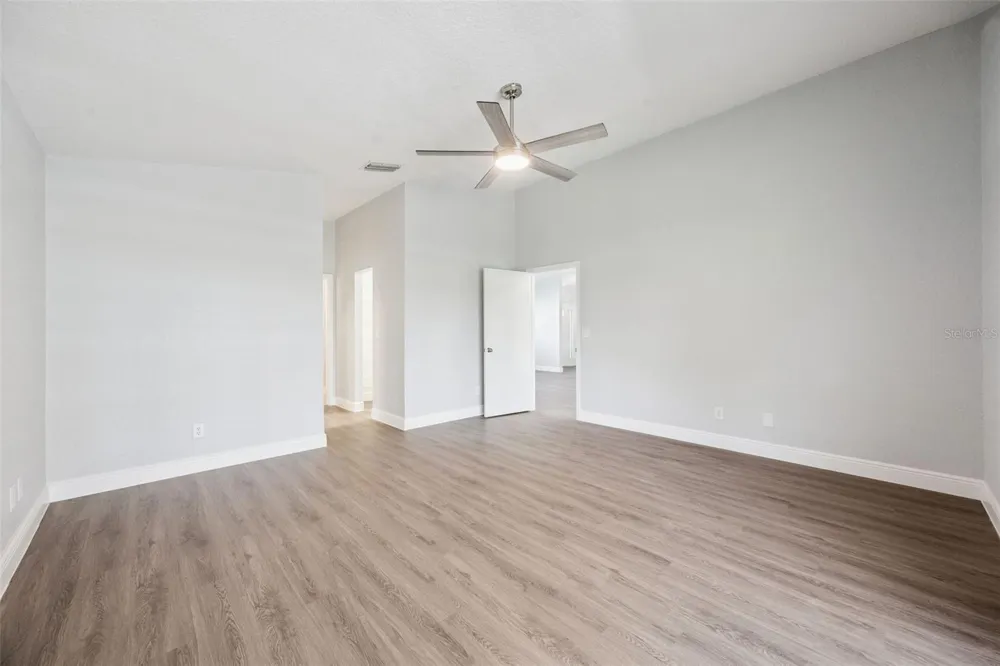 5606 LAVER STREET Leesburg, FL 34748
