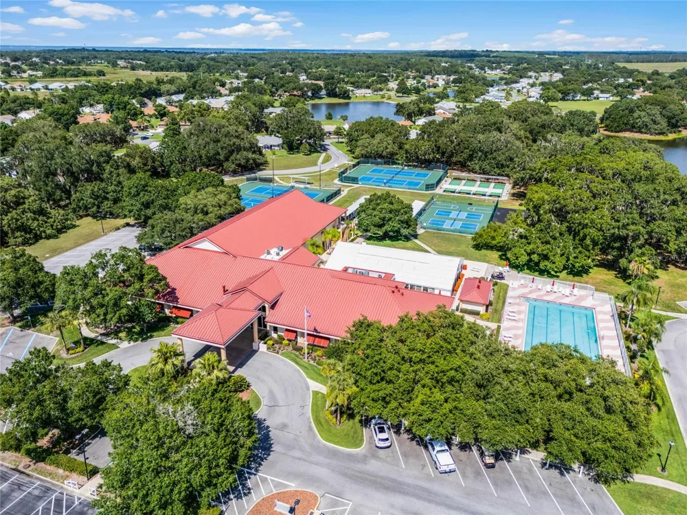 5606 LAVER STREET Leesburg, FL 34748