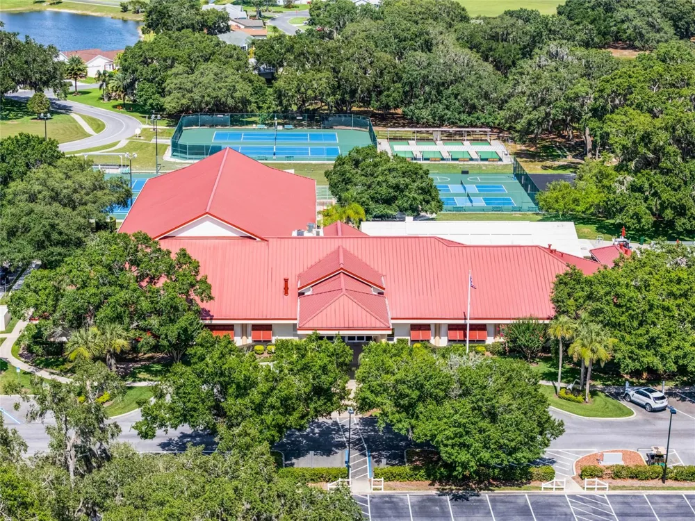 5606 LAVER STREET Leesburg, FL 34748