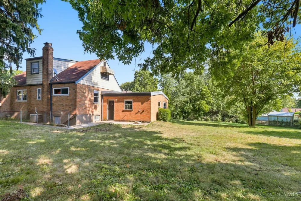 1131 Cherevilla Lane Cincinnati, OH 45238