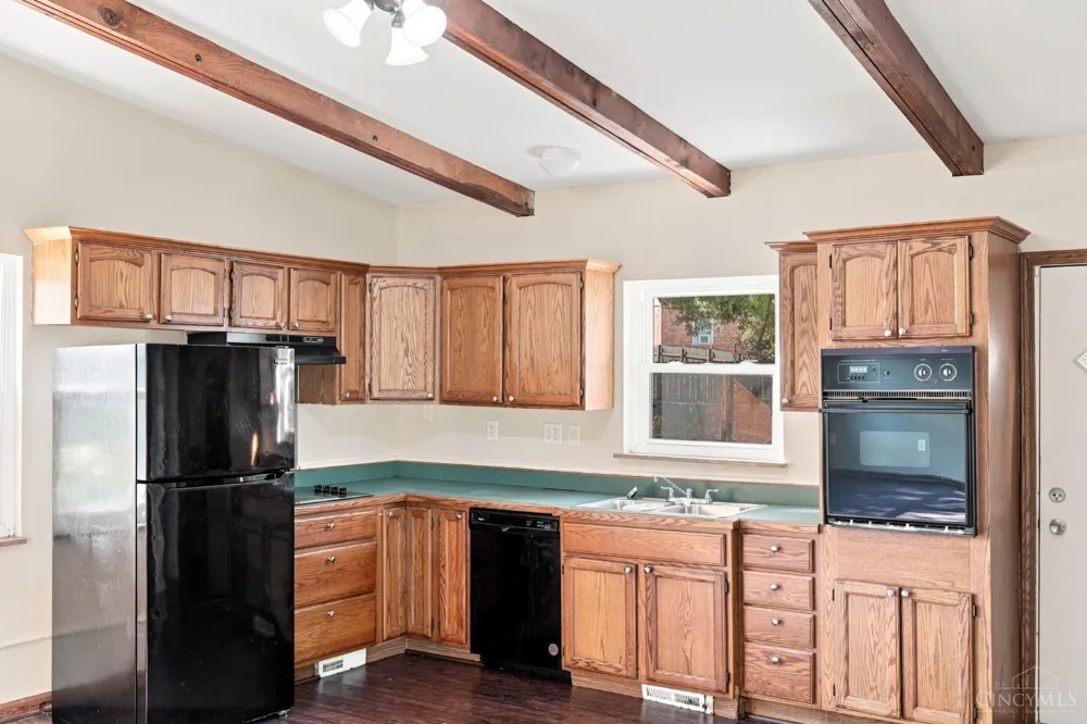 1131 Cherevilla Lane Cincinnati, OH 45238