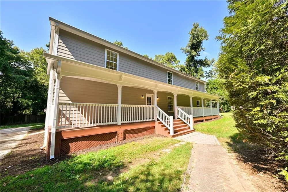 3205 Newcastle Way Snellville, GA 30039