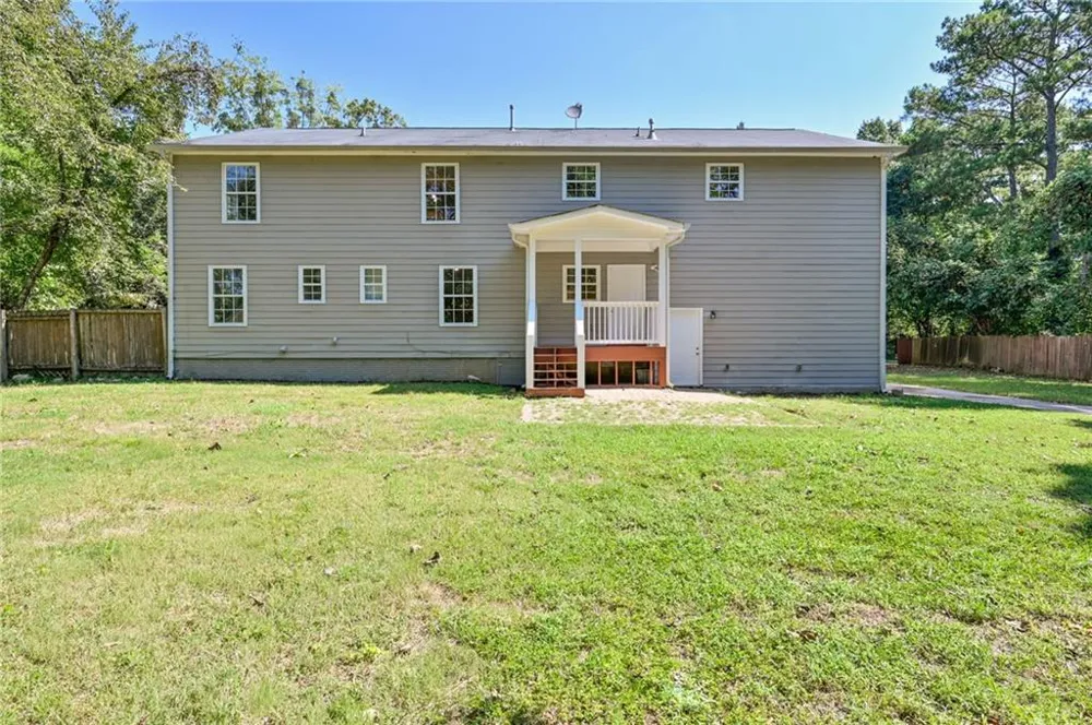 3205 Newcastle Way Snellville, GA 30039