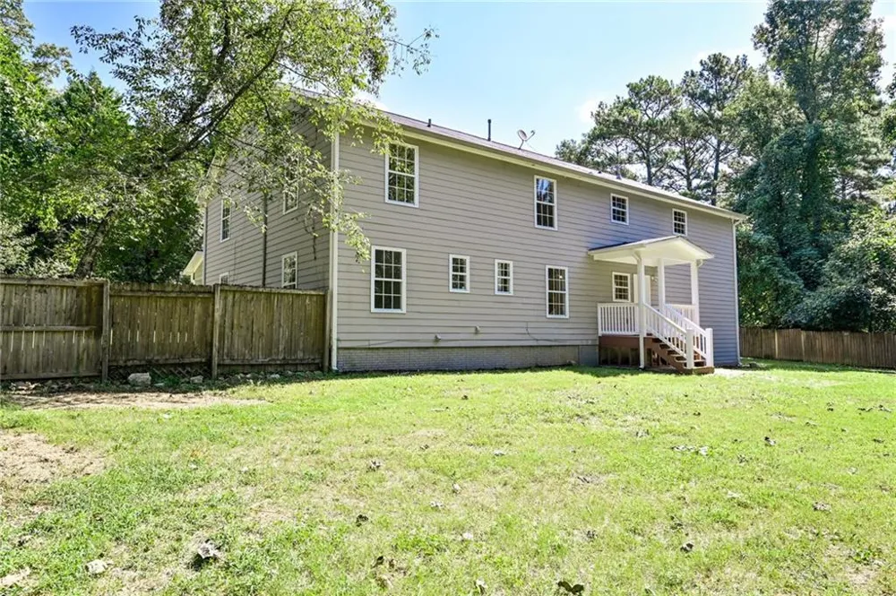3205 Newcastle Way Snellville, GA 30039