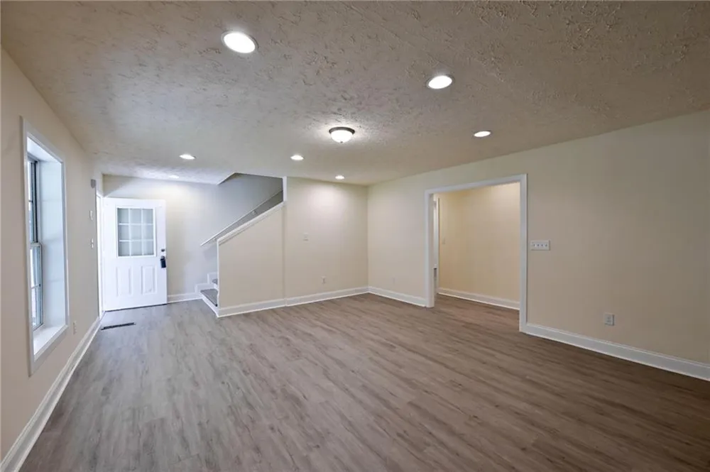 3205 Newcastle Way Snellville, GA 30039