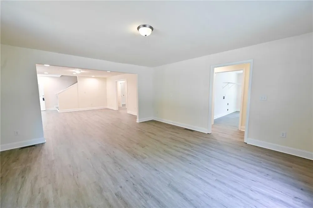 3205 Newcastle Way Snellville, GA 30039