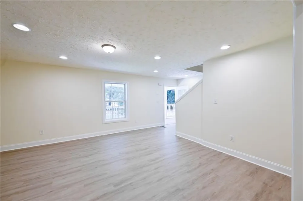 3205 Newcastle Way Snellville, GA 30039