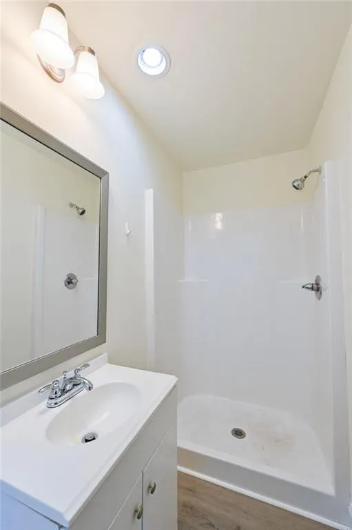 3205 Newcastle Way Snellville, GA 30039