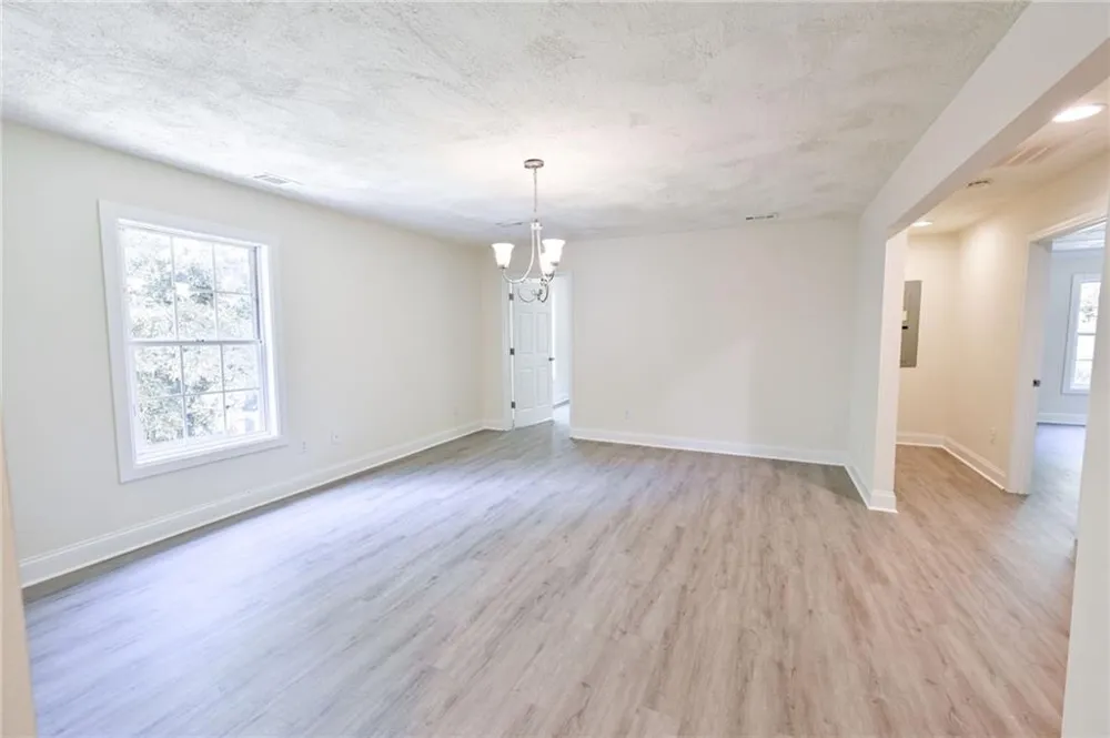 3205 Newcastle Way Snellville, GA 30039